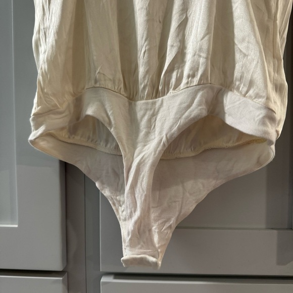 Marciano Ivory Silk‎ Sleeveless Bodysuit w/ Braided Straps Capsule XS - Picture 6 of 8